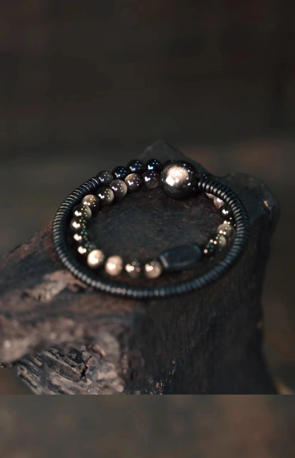 Bracelet Double Rang en Obsidienne Argentée et Bois Noir – Bijou Protecteur Fait Main, Style Vintage Unisexe