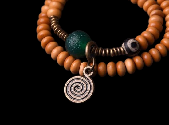 🌿 Bracelet double rang en noyau d’olive & grande perle en onyx vert – Perle Œil de Bouddha tibétain DZI – Bijou unisexe protecteur 🌿