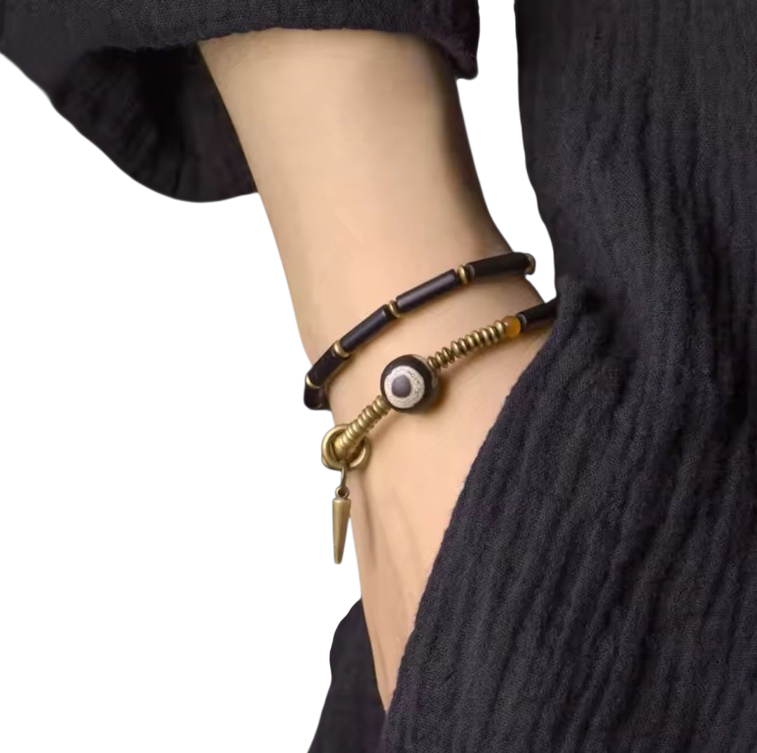 🌿 Bracelet tibétain double en Agate Noire – Cuivre Vintage & Perle DZI – Bijou zen protecteur unisexe 🌿